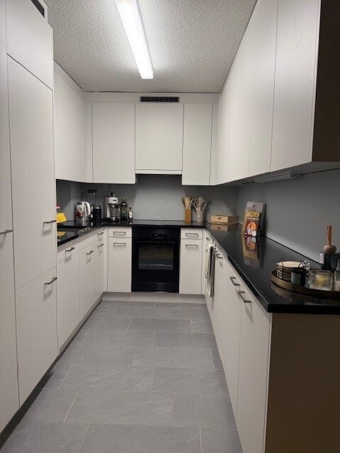 zentrale und moderne Wohnung mit Charme 2