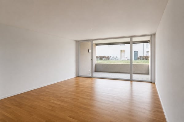 einzigartig, grosszügig, schön, modern - 2.5 ZWG per 01.07.2026 4