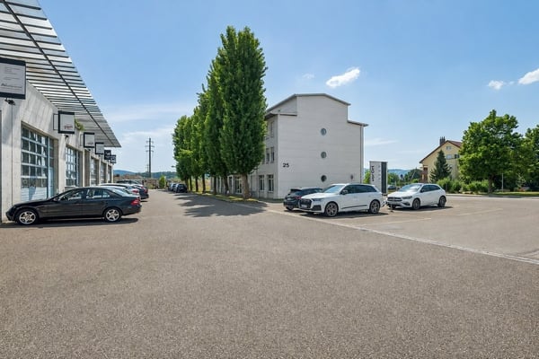 Lichtdurchflutete Büros mit hochwertigem Ausbau 2