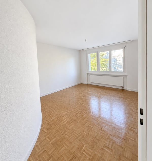 Sanierte 3 Zimmerwohnung in Höngg 6