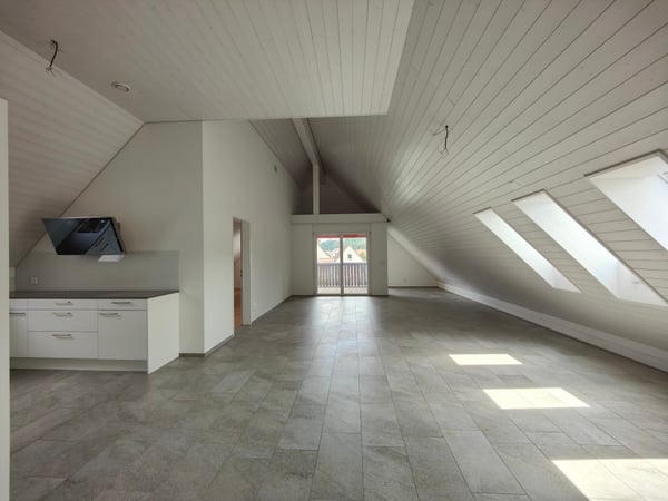 Aussergewöhnliche 4½-Zimmer Dachwohnung Nr. 7.9 2