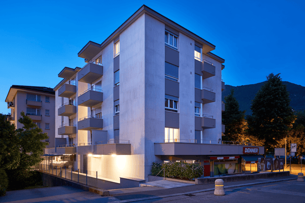 Luminoso appartamento di 4.5 locali con balcone a Lugano 10