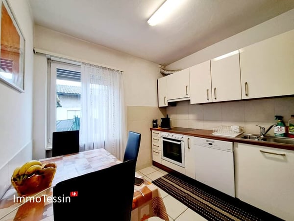 FÜR HUNDELIEBHABER & INVESTOREN: Voll vermietetes Haus mit 2 Wohnungen und bekannter Hundeschule zum top Preis 8