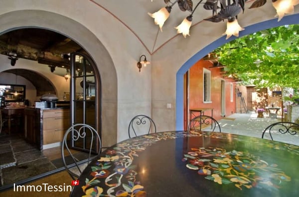 EINMALIG: Symphonie aus Luxus und dem Stil einer vergangenen Zeit an absoluter Bestlage mit umwerfender Seesicht 6