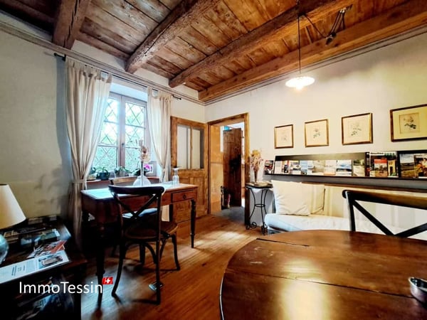 EINMALIG: Symphonie aus Luxus und dem Stil einer vergangenen Zeit an absoluter Bestlage mit umwerfender Seesicht 10