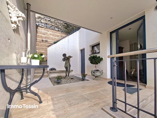 HIGHLIGHT: Ein Juwel in Locarno-Monti, Luxus pur, Entspannung und atemberaubender Blick auf den Lago Maggiore 1