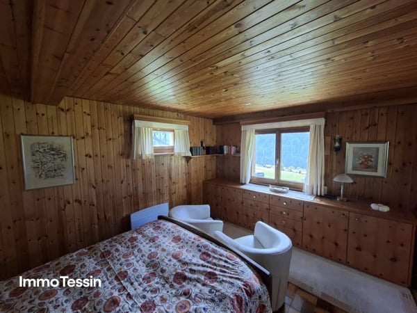 ZWEITWOHNSITZ: Wunderbares Chalet mit edlem Holzwerk und Einliegerwohnung an gut besonnter Alleinlage 11