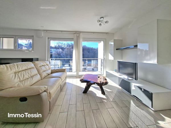 TOP PREIS: Schöne & helle Wohnung in einer kleinen Wohnanlage mit nur 4 Einheiten an ruhiger Lage im Mendrisiotto 6
