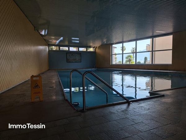 Ferienwohnung an zentraler Toplage in Muralto mit atemberaubender Seesicht, Indoorpool und Parkplatz 3