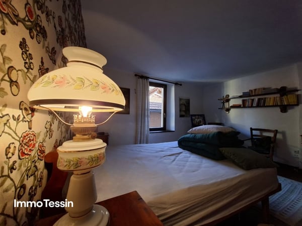 Authentisches Tessinerhaus mit viel Charme an ruhiger Lage im Herzen von Odogno 12