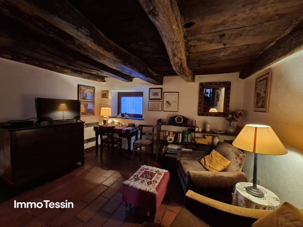 Authentisches Tessinerhaus mit viel Charme an ruhiger Lage im Herzen von Odogno 7