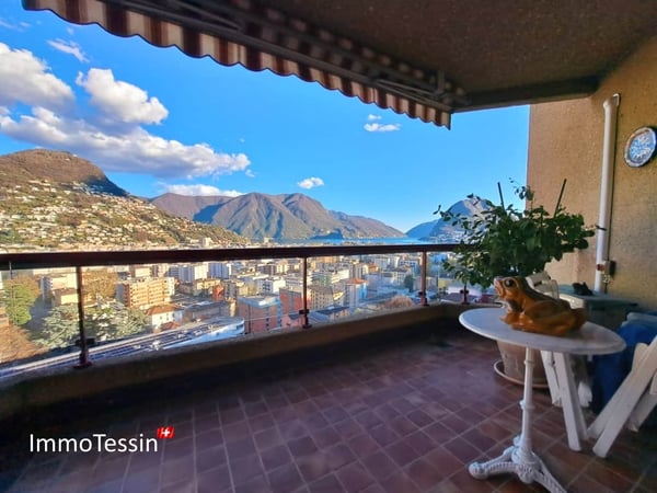 GELEGENHEIT: Luxuswohnung an top Lage mit Pool & Seesicht über Lugano auf den Lago Lugano 2