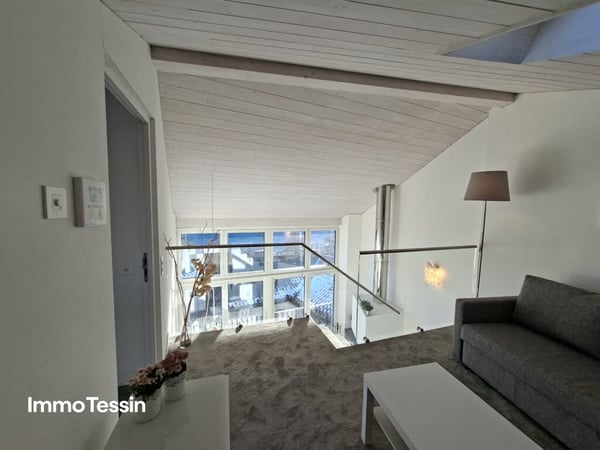 RENDITE: Elegantes, luxuriös saniertes Mehrfamilienhaus mit 3 Wohnungen an sonniger und ruhiger Panoramalage 11