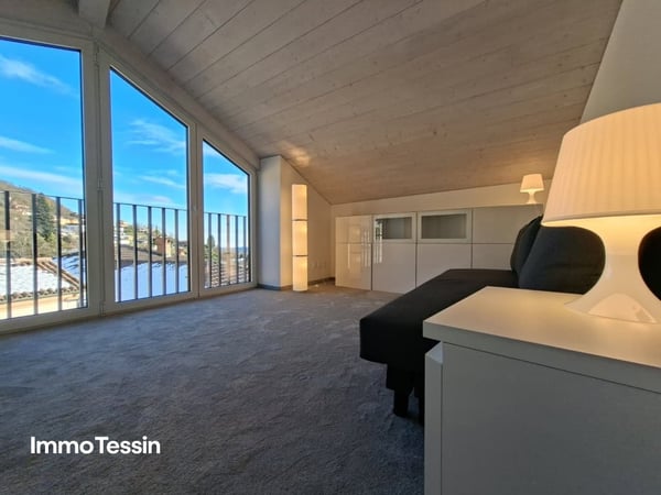 RENDITE: Elegantes, luxuriös saniertes Mehrfamilienhaus mit 3 Wohnungen an sonniger und ruhiger Panoramalage 13