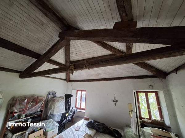 GELEGENHEIT: Original Tessinerhaus mit Anbau und Aussenbereich an ruhiger, gut angebundener Lage 7
