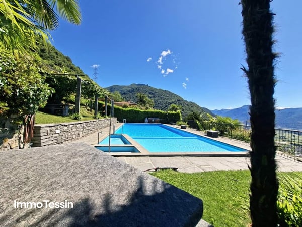Eine Oase der Ruhe über dem Lago Maggiore, exklusive Villa mit Pool und spektakulärer Seesicht 6