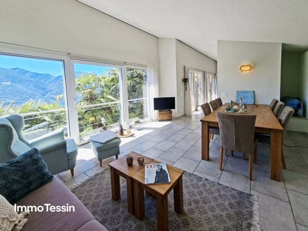 Eine Oase der Ruhe über dem Lago Maggiore, exklusive Villa mit Pool und spektakulärer Seesicht 7