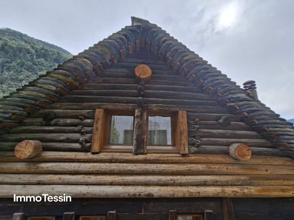 SELTENHEIT: Original Walserhaus mit viel Charme und Platz an sehr ruhiger und gut besonnter Bergsichtlage 3