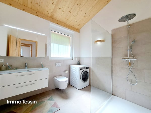 SELTENHEIT: Moderne 5 1/2 Zimmer Villa & Bauland mit einmaliger Seesicht auf den Lago Maggiore so weit das Auge reicht 11