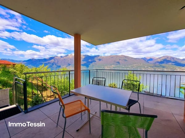 SELTENHEIT: Moderne Villa mit 2 Wohnungen & Bauland mit einmaliger Seesicht auf den Lago Maggiore so weit das Auge reicht 7
