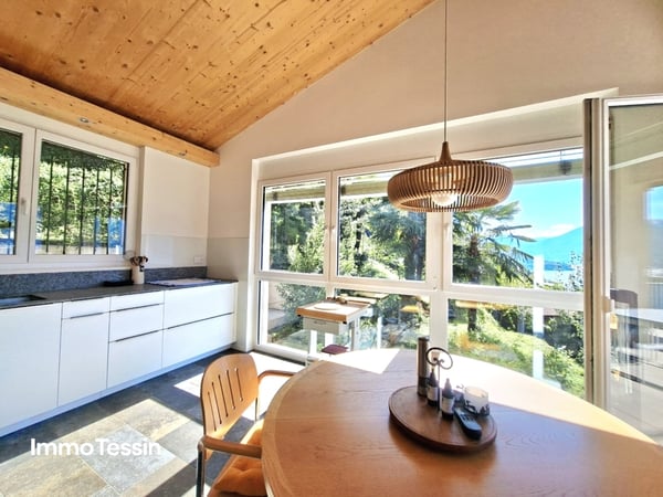 SELTENHEIT: Moderne 5 1/2 Zimmer Villa & Bauland mit einmaliger Seesicht auf den Lago Maggiore so weit das Auge reicht 9