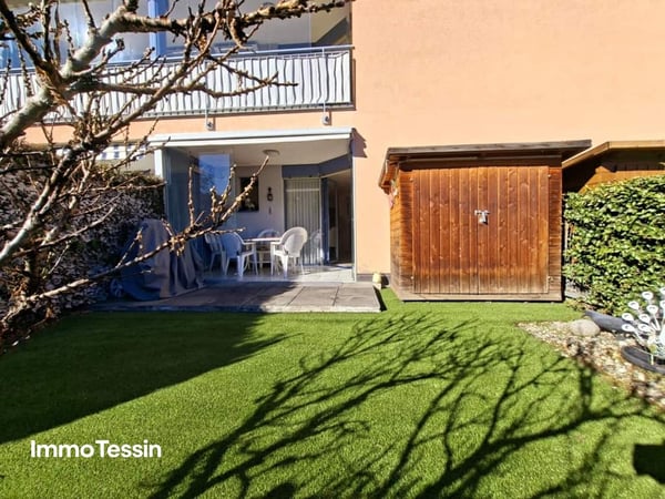 LOCARNO-MURALTO: Perfekte Ferienwohnung nahe der Seepromenade mit privatem Garten an idealer Lage zwischen See und Stadtzentrum 2