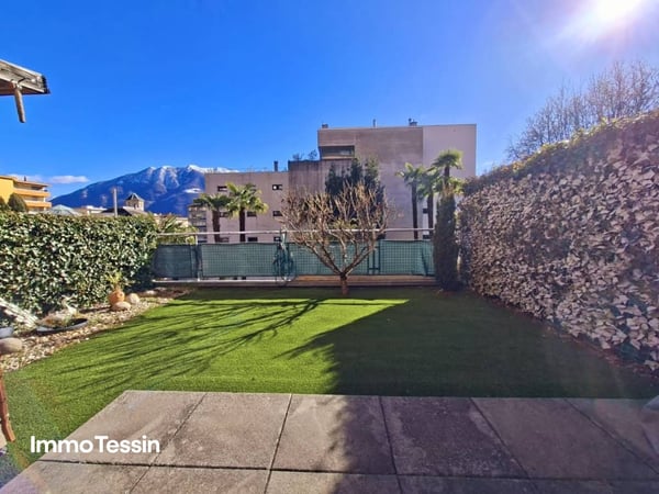 LOCARNO-MURALTO: Perfekte Ferienwohnung nahe der Seepromenade mit privatem Garten an idealer Lage zwischen See und Stadtzentrum 1