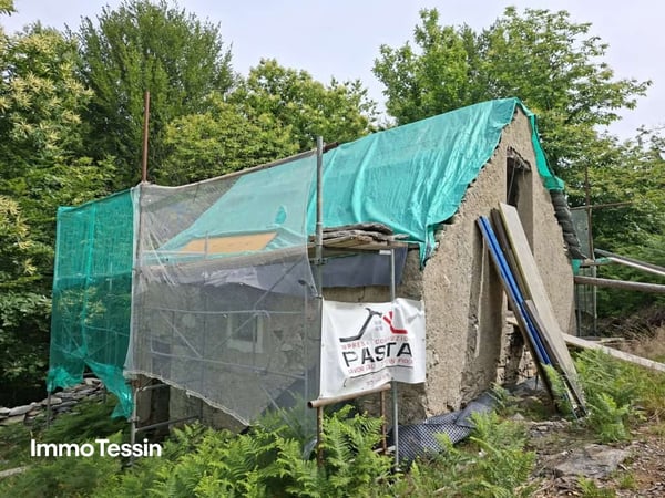 Authentisches Rustico an ruhiger Alleinlage mit freier Sicht in die Bergwelt und 3000 m2 Grundstück sowie bewilligtem Ausbauprojekt 5