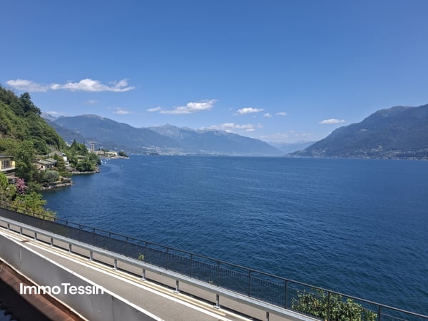 POTENTIAL: Liegenschaft in Brissago direkt am Lago Maggiore mit atemberaubender Seesicht und mehreren Parkplätzen 9