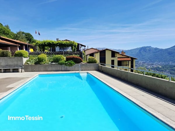 Wunderschöne Wohnung mit fantastischer Seesicht auf den Lago di Lugano und Pool in der Residenza Bellavista Cademario nähe Lugano 3