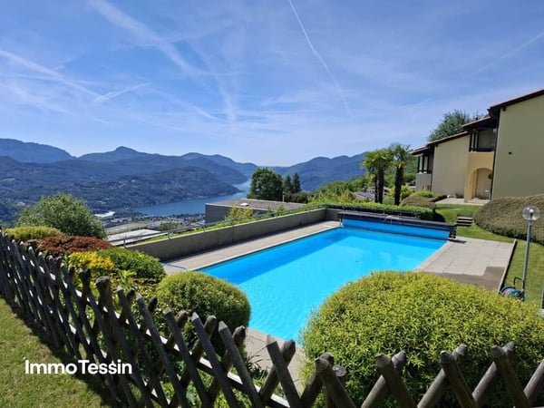 Wunderschöne Wohnung mit fantastischer Seesicht auf den Lago di Lugano und Pool in der Residenza Bellavista Cademario nähe Lugano 2
