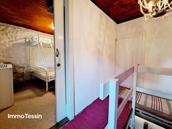 Gemütliches Rustico im Maggiatal an ruhiger Lage und mit wunderschöner Sicht in die Tessiner Bergwelt 11