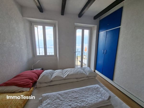 Traditionelles Tessinerhaus mit 2 separaten Wohnungen und atemberaubende Sicht auf den Lago Maggiore 13