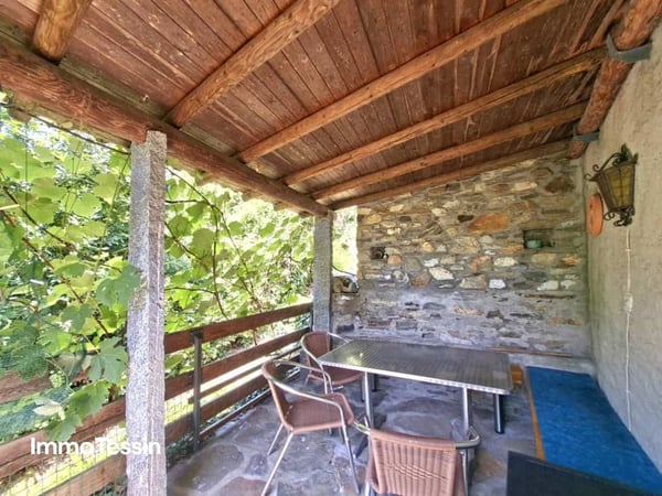 Kleines Tessiner Juwel im Val Morobbia umgeben von viel Grün und Sonne, aber dennoch unweit von Bellinzona entfernt 3