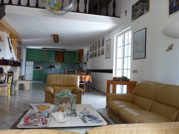 Villetta con Dépendance e Ampio Terreno a Carloforte, Sardegna 10