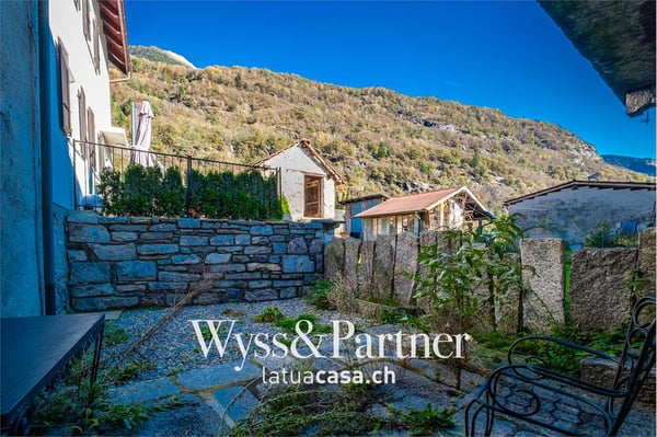 Stabile plurifamiliare a reddito di 3 unità 13