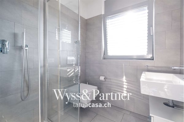 Rancate, luminoso e moderno 1.5 locali 9