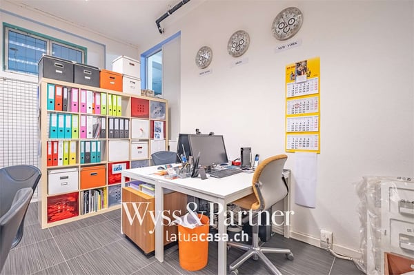 Arzo - pratico ufficio 1