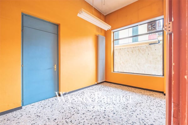 Chiasso - spazio commerciale con grande visibilità 4