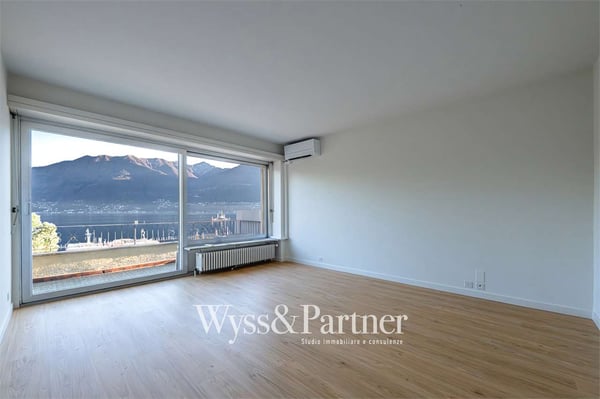 AFFITTASI ATTICO 1.5 LOCALI DIRETTAMENTE SUL LAGO 7