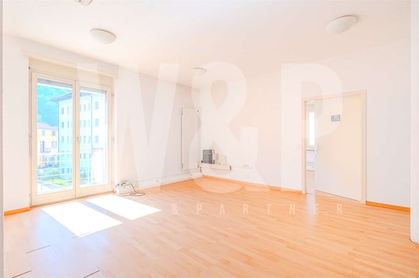 Bellinzona centro - Luminoso ufficio di 1 locali 3