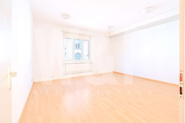 Bellinzona centro - Luminoso ufficio di 1 locali 5