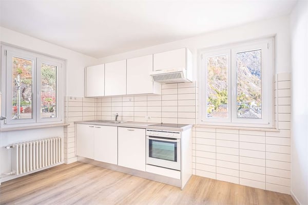 Tegna - Palazzina con 4 appartamenti in vendita 2