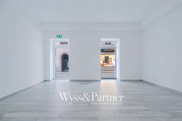 Biasca - Moderno locale commerciale 3