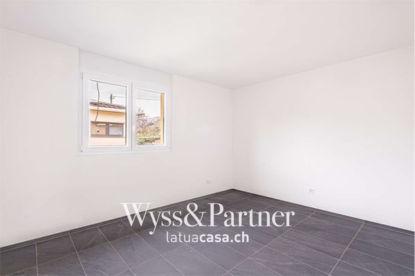 Bellissima casa di nuova costruzione 6