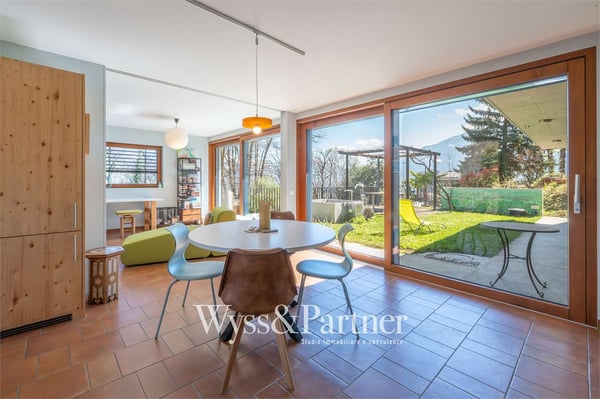 Contra Elegante casa moderna con giardino e terrazza panoramica 3