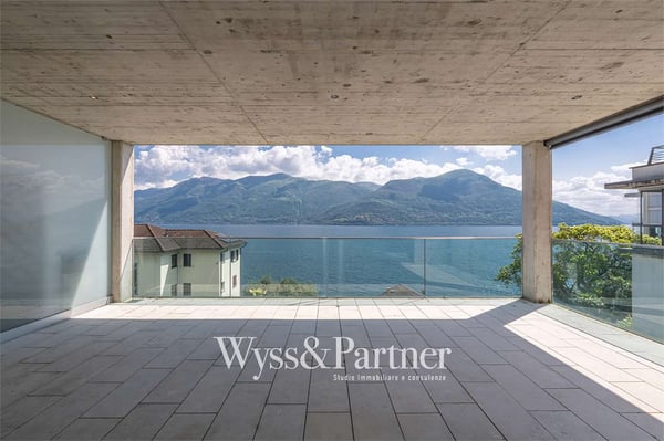 Brissago: ampio 3.5 locali moderno con splendida vista lago 5
