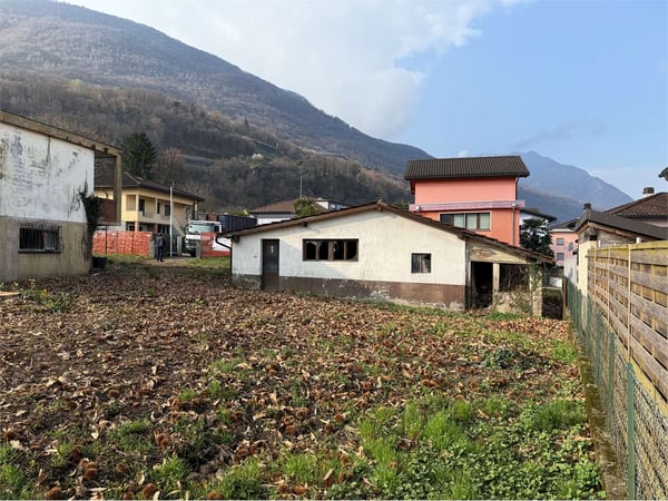 Vendesi terreno edificabile 6