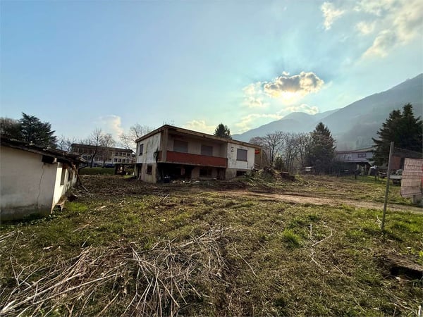 Vendesi terreno edificabile 7