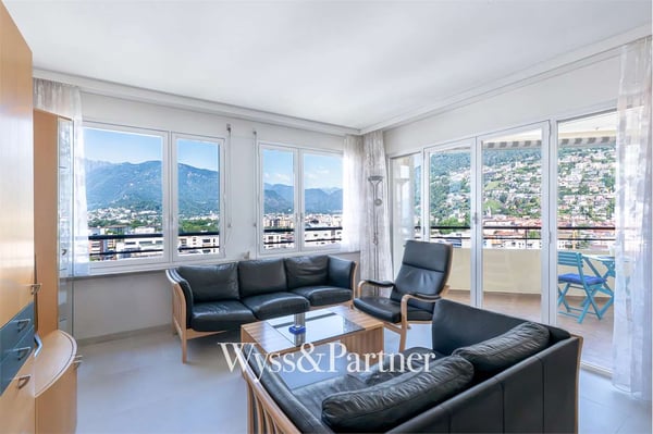 Attraktive 2.5-Zimmer-Wohnung mit Panoramablick - Zweitwohnsitz möglic 2